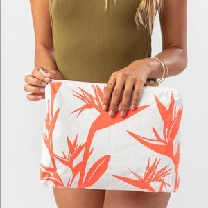 Aloha collection mid pouch
